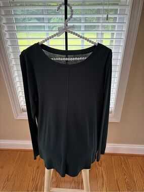 J. Jill Dark Green Long Sleeve Scoop Neck Top with Center Seam